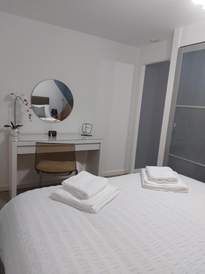 Lovely 1-Bedroom Condo With Parking On Premises Minworth Exteriör bild